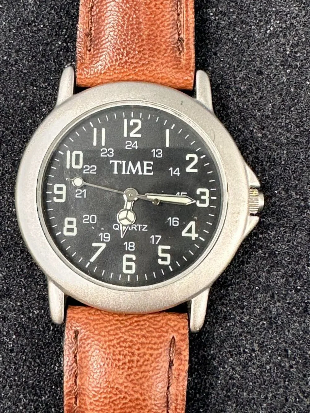 Time Watch Men Silver Tone Black Dial Brown Leather Band New Battery 9